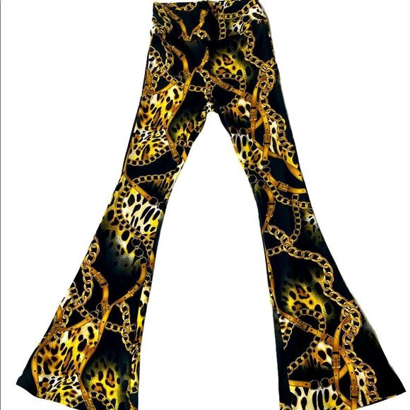 💋Bundle 4 items for $20. Add items💋 to a bundle - Picture 1 of 15